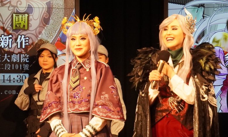 《冥戰錄》製作人陳昭賢(右)飾演大反派柳星羽,陳昭婷(左)則演出被植入媽祖神格的高中生趙小芸。(圖:台中文建繪)