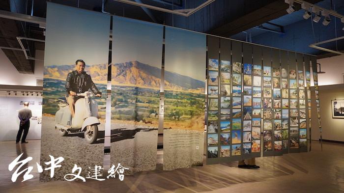 第一位台灣攝影記者陳耿彬(左圖)攝影紀念展在大墩文化中心開幕。(攝影:謝平平)