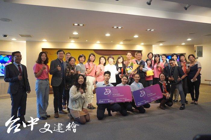 台中市第八屆金藝獎 11 月 27 日舉行頒獎,由台中市藝術家室內合唱團獲獎。