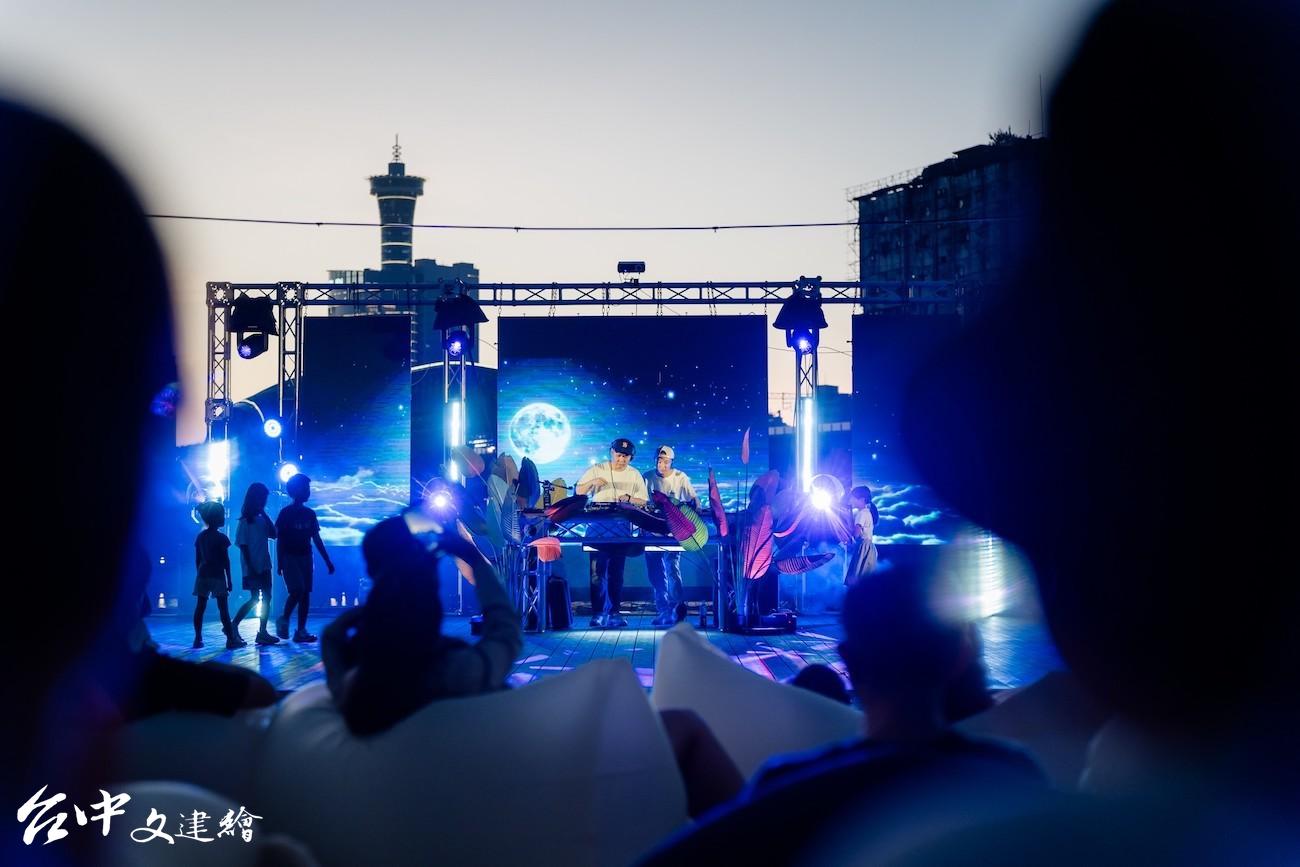 音樂品牌「民生電氣」人氣DJ跨界演出4小時。(圖:主辦單位)