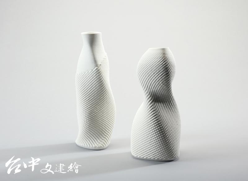 陳妙鳳《陶瓷3D列印花器》系列作品。(圖:陶博館)