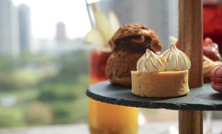 台中歌劇院五、六樓在聖誕十二月都呈現不同面貌。(攝影:謝平平)