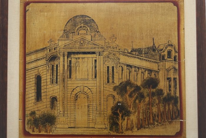 台中市役所礦物彩畫,吳傳治表示,是 1911 年嵌於老宅橫梁作品,當時一般以祥獸、牡丹、花果為題材,近代建築較為罕見。(圖:台中市文化局)